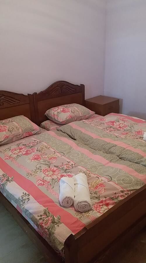 Хостелы LOST INN KAZBEGI Степанцминда